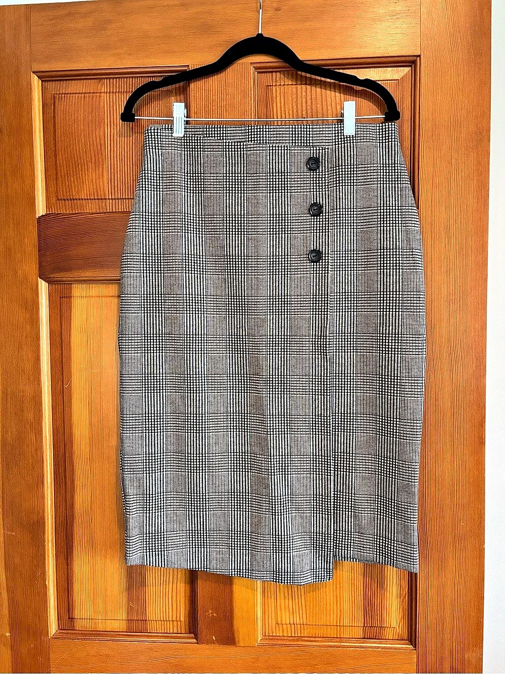 Sanctuary Plaid Midi Skirt in Gray & Black Size Large